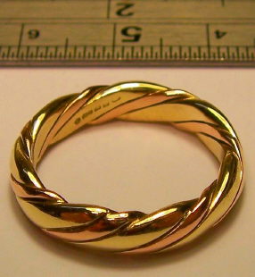 Clogau gold from www.lainson.eu