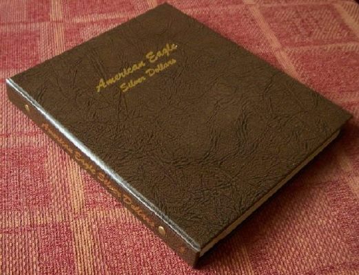 A complete collection of Silver Eagles in a Dansco album from www.lainson.eu